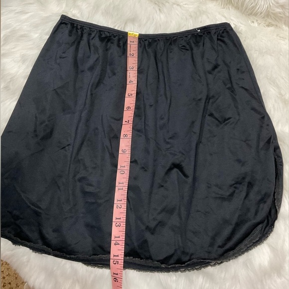 90s Vintage Vanity Fair Black Slip Skirt - Picture 8 of 9